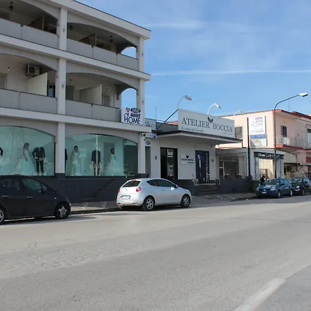 Sweet Two Steps From The Ruins... לינה וארוחת בוקר פומפיי