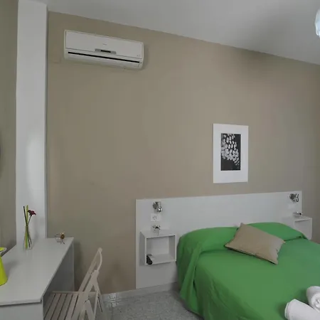 Sweet Two Steps From The Ruins... 3* פומפיי