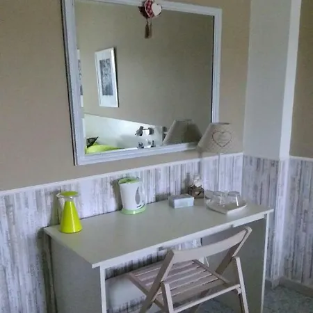 B&B Sweet Two Steps From The Ruins... 폼페이