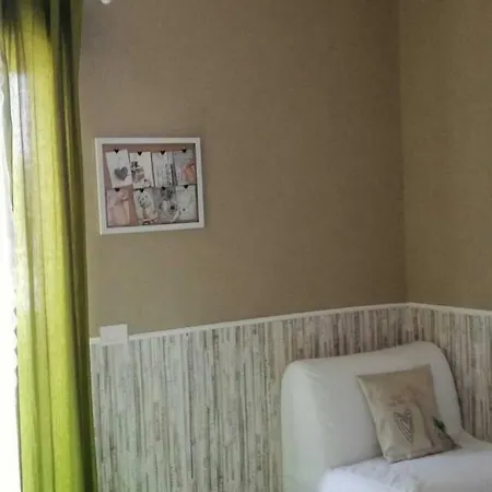 Sweet Two Steps From The Ruins...