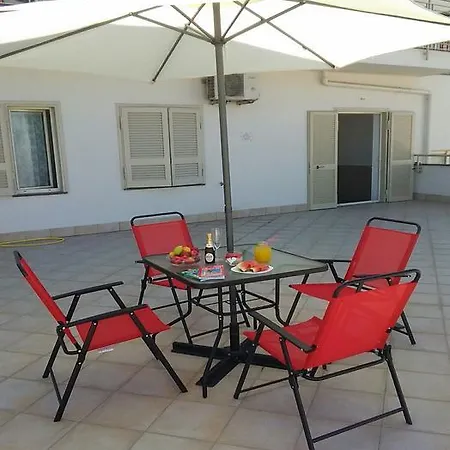 Sweet Two Steps From The Ruins... 3* Pompéi